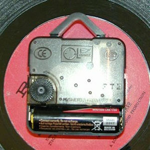 clock mechanism with wall hanger